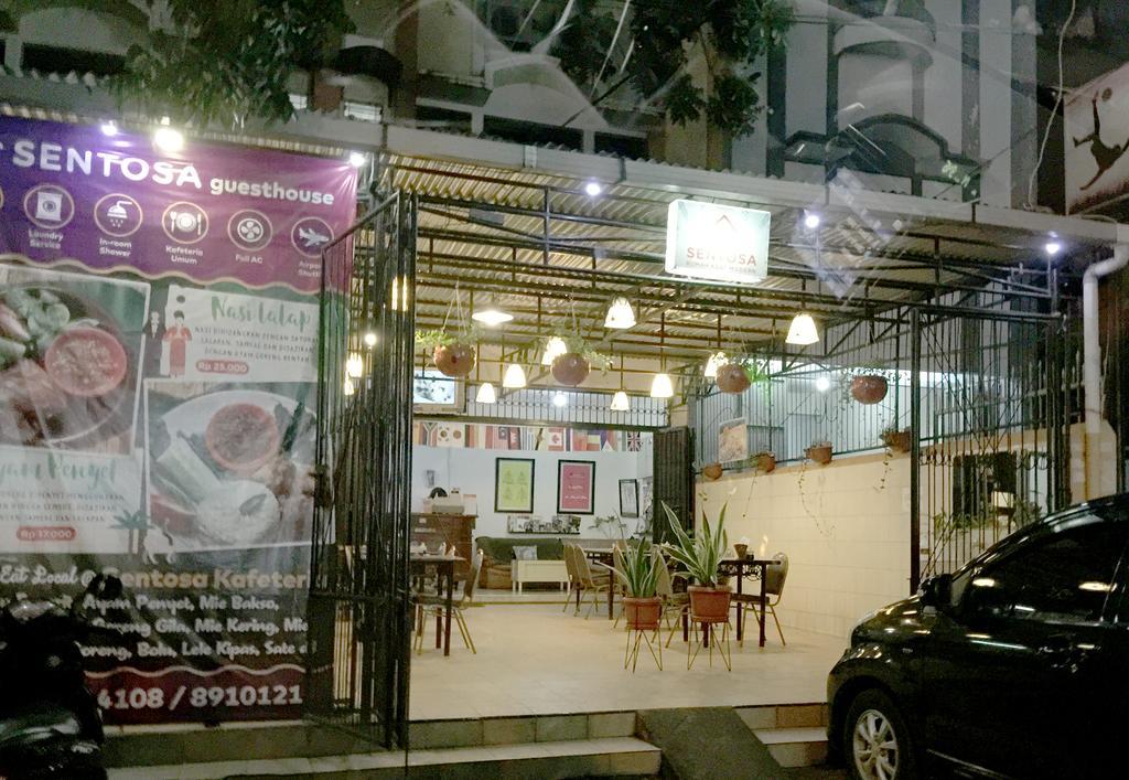 Wisma Sentosa Makassar Exterior photo